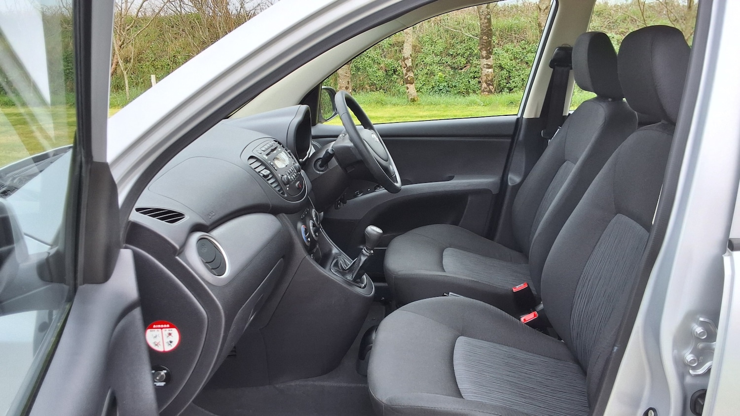 Used Hyundai i10 2013 for sale - 77995427: Photo 23