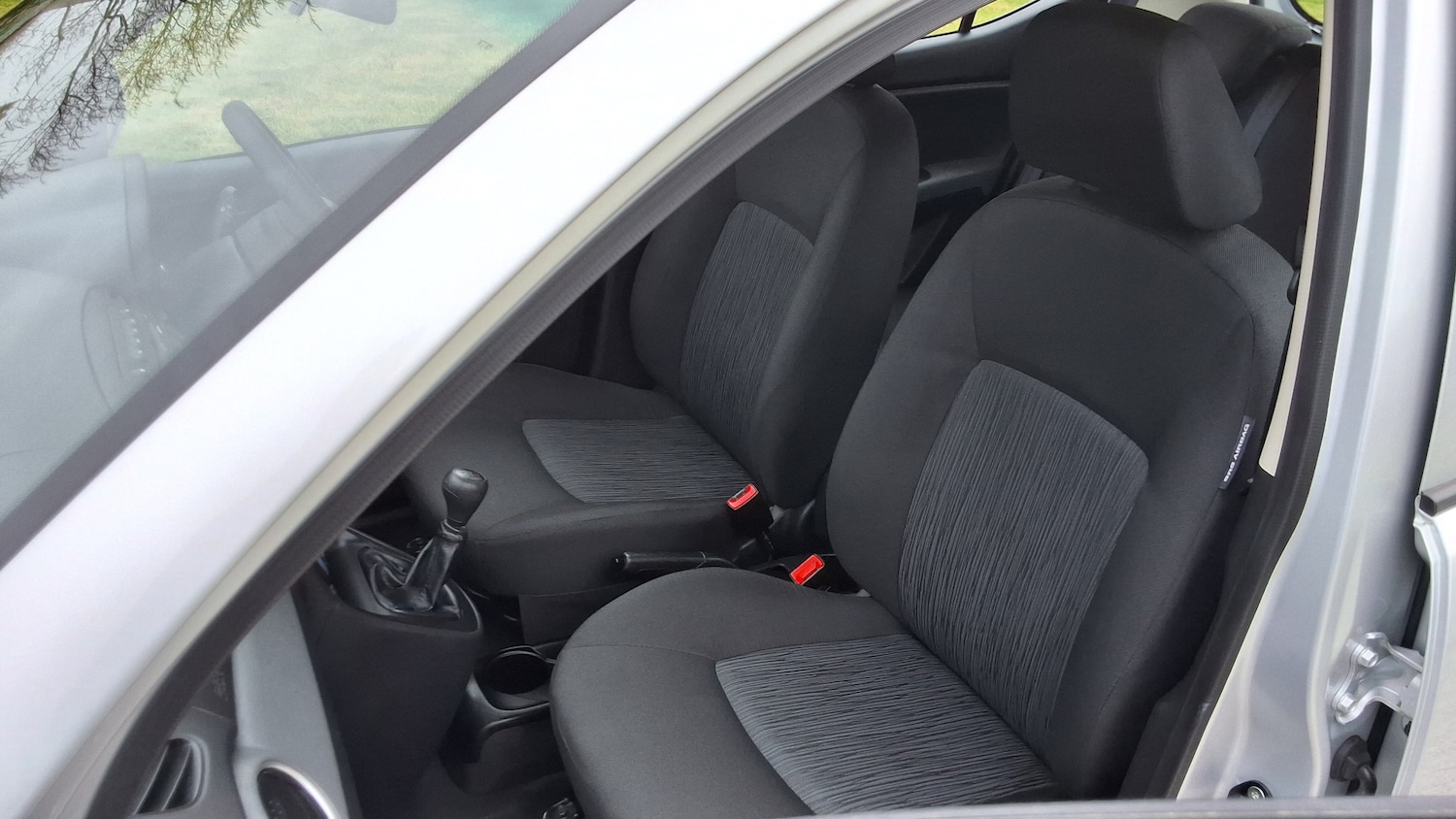 Used Hyundai i10 2013 for sale - 77995427: Photo 24