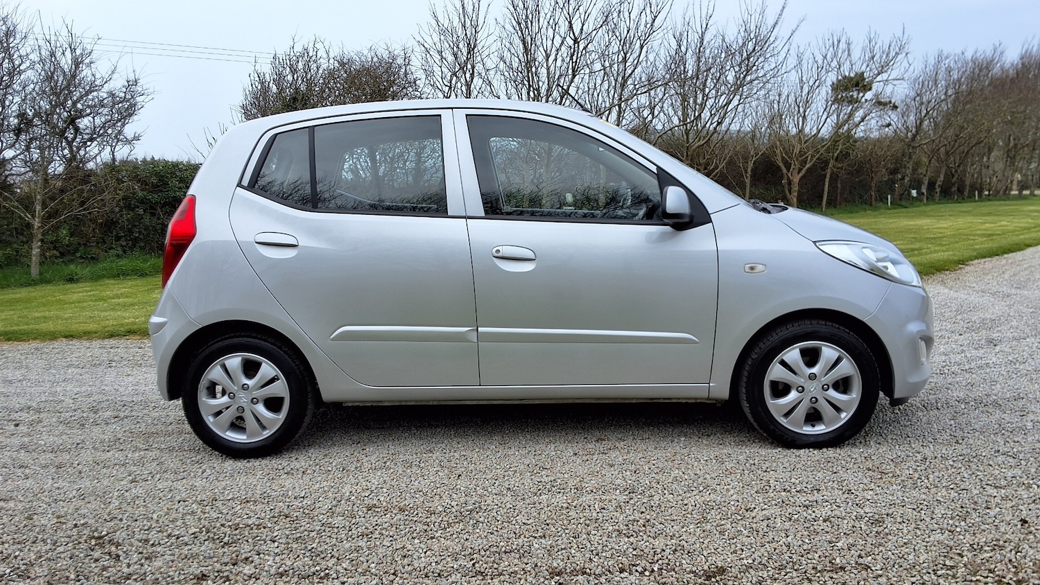 Used Hyundai i10 2013 for sale - 77995427: Photo 6