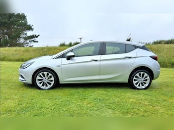 Used Vauxhall Astra 2017 for sale - 79690224: Photo