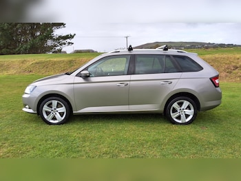 Used Skoda Fabia 2015 for sale - 75913699: Photo