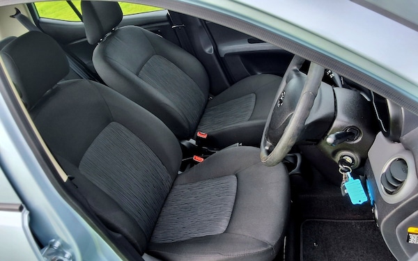 Used Hyundai i10 2013 for sale - 76220337: Photo 20