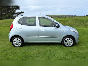 Used Hyundai i10 2013 for sale - 76220337: Photo 4