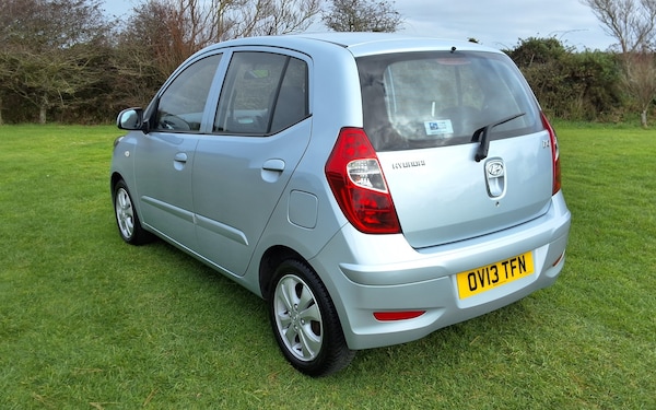 Used Hyundai i10 2013 for sale - 76220337: Photo 8