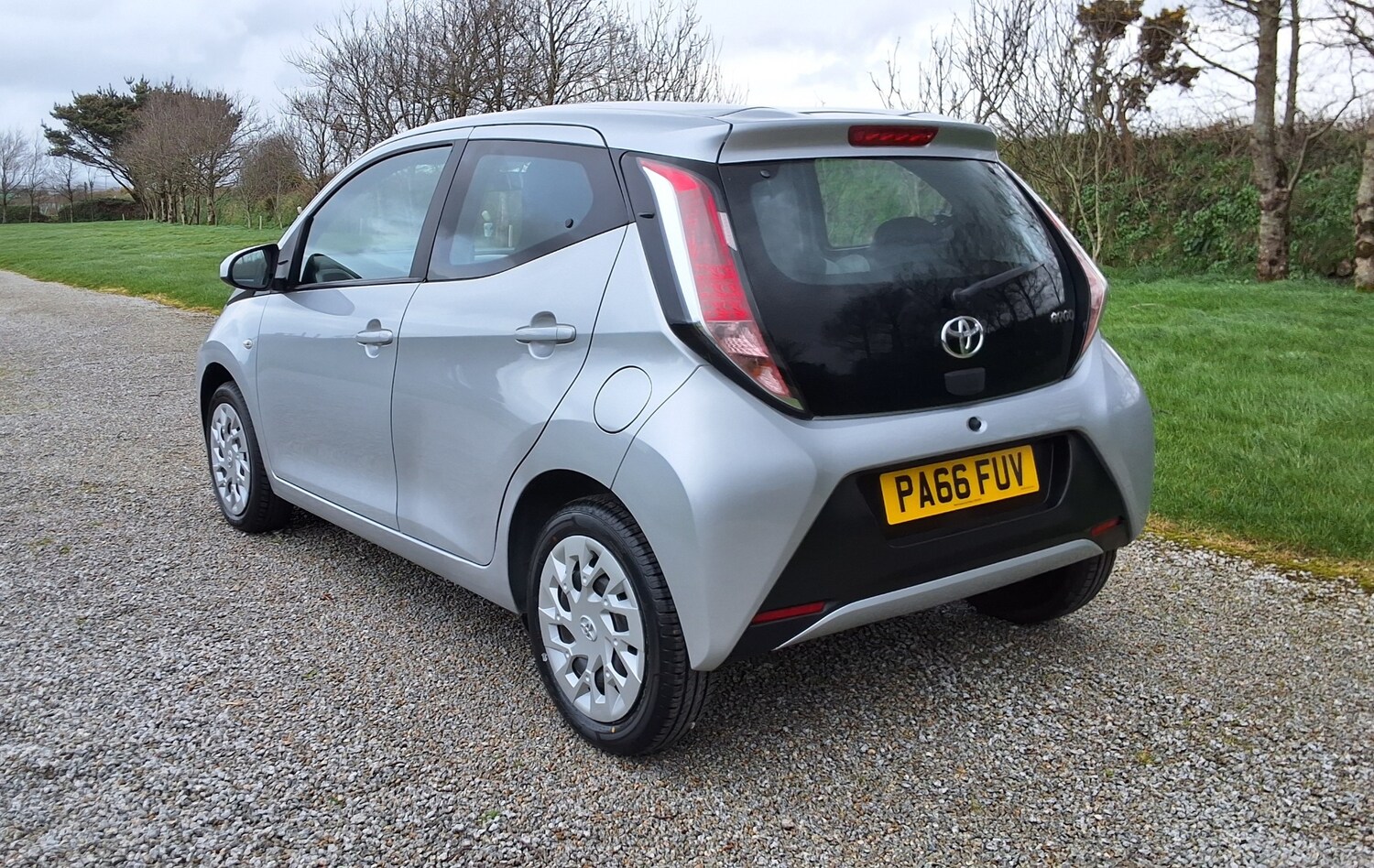 Used Toyota AYGO 2017 for sale - 77873693: Photo 10