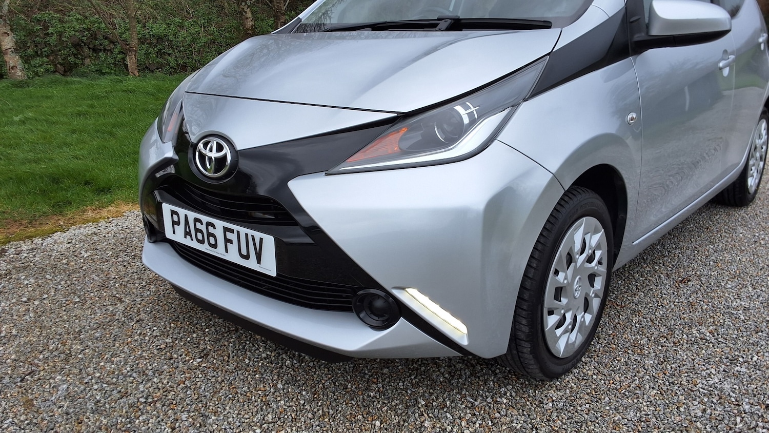 Used Toyota AYGO 2017 for sale - 77873693: Photo 13