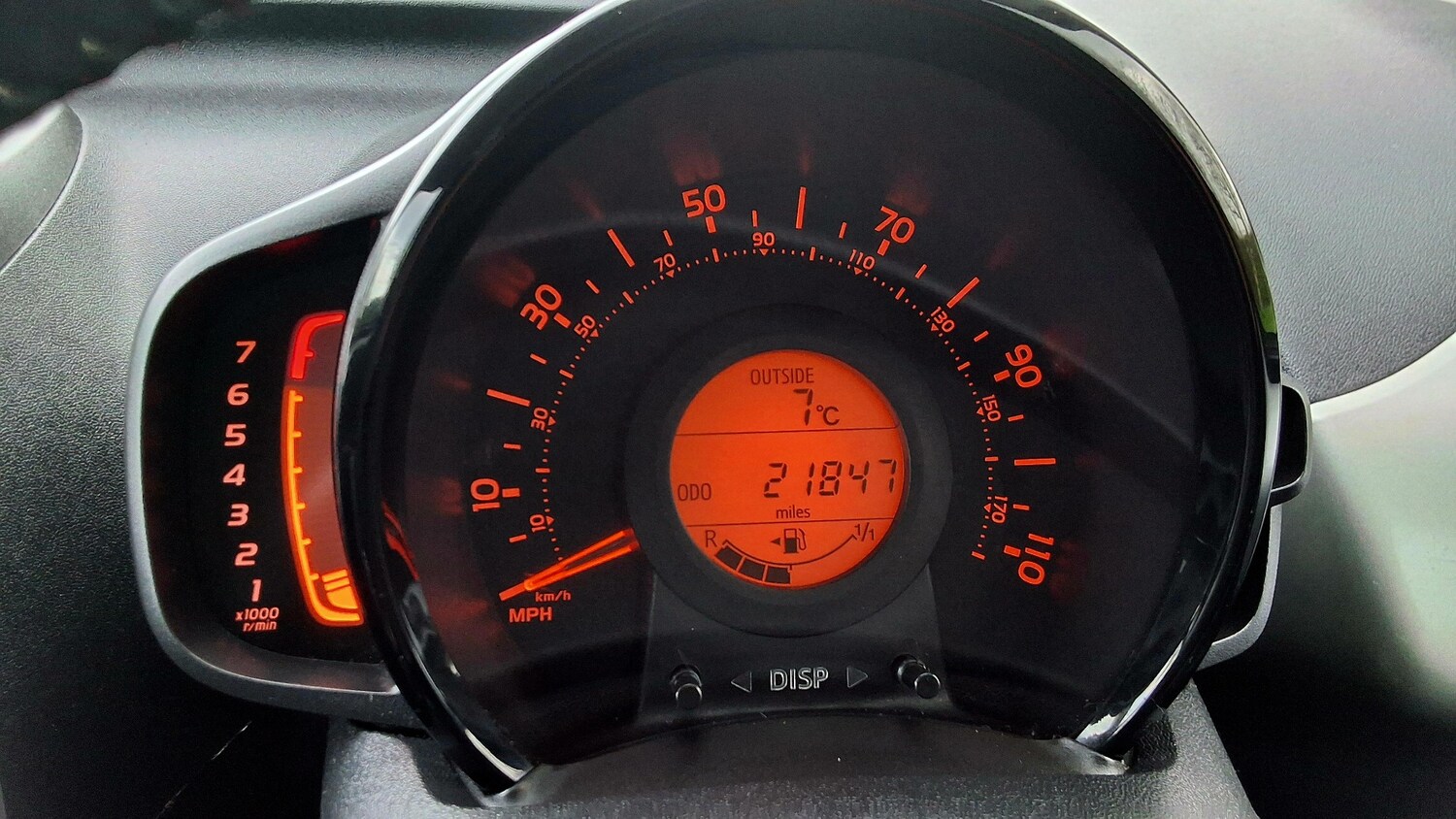 Used Toyota AYGO 2017 for sale - 77873693: Photo 19