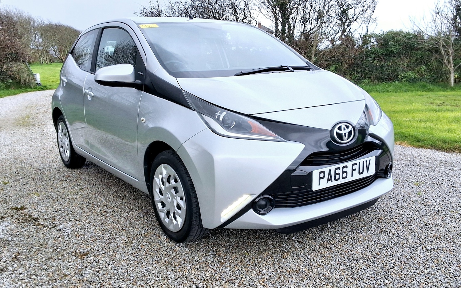 Used Toyota AYGO 2017 for sale - 77873693: Photo 2