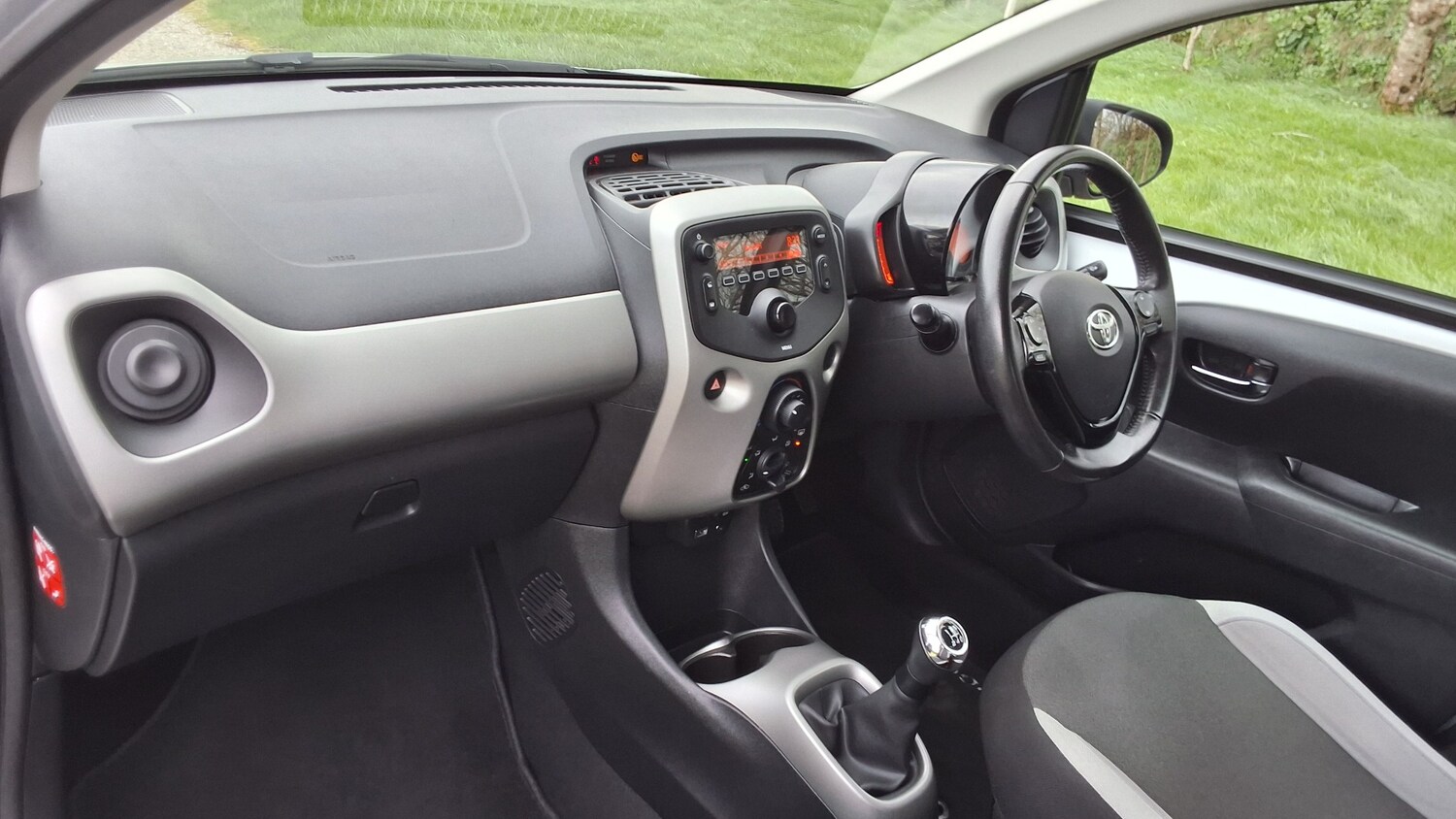 Used Toyota AYGO 2017 for sale - 77873693: Photo 20