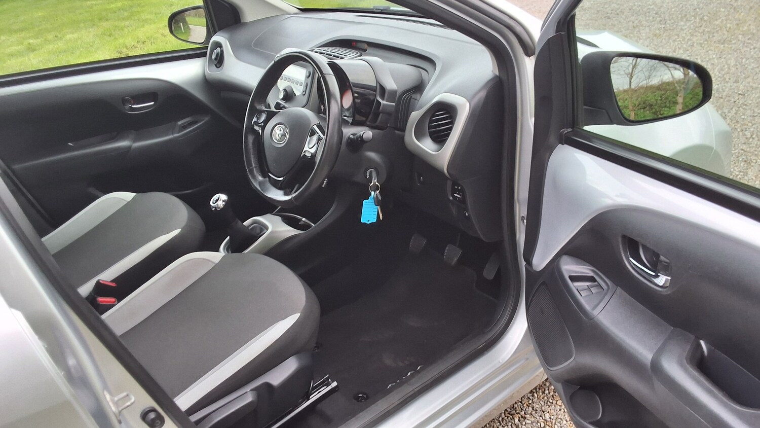 Used Toyota AYGO 2017 for sale - 77873693: Photo 24