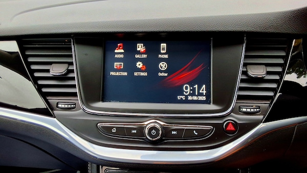 Used Vauxhall Astra 2015 for sale - 75738435: Photo 16