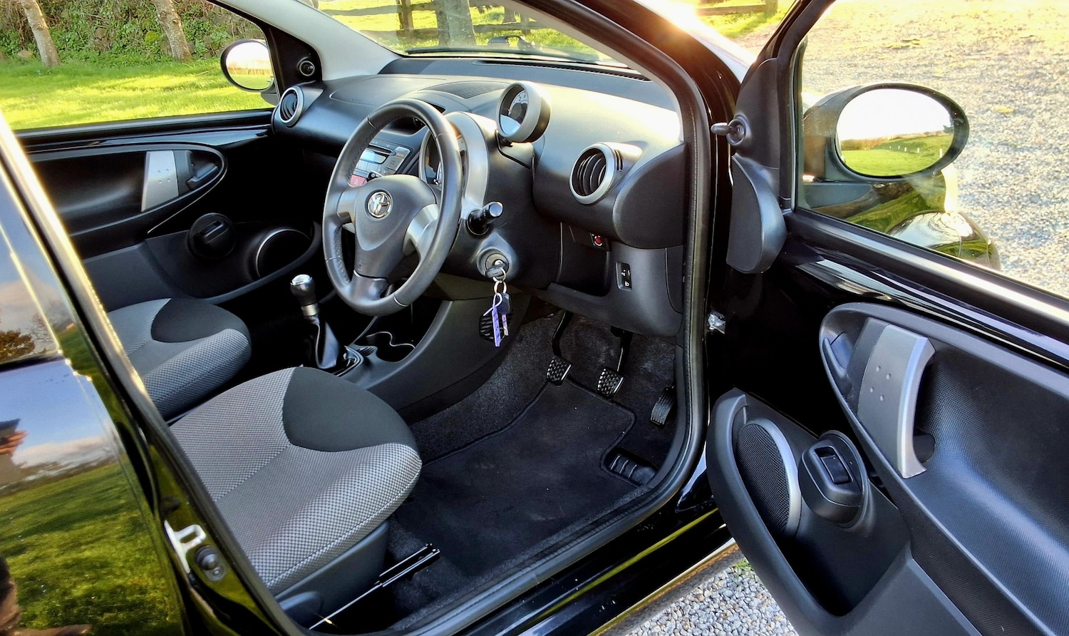 Used Toyota AYGO 2012 for sale - 77836714: Photo 14