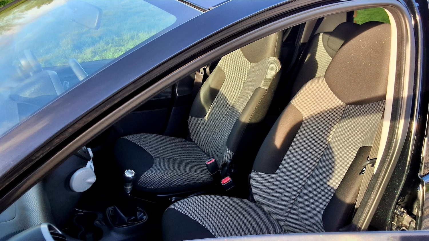 Used Toyota AYGO 2012 for sale - 77836714: Photo 20