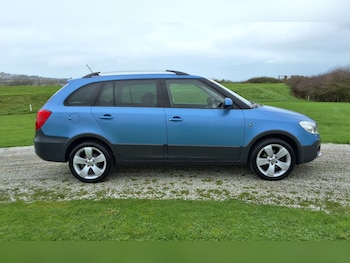 Used Skoda Fabia 2013 for sale - 76483256: Photo