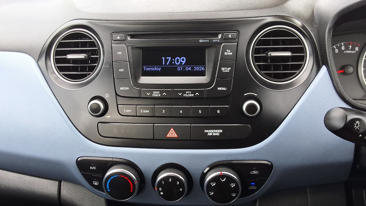 Used Hyundai i10 2014 for sale - 78155521: Photo 19