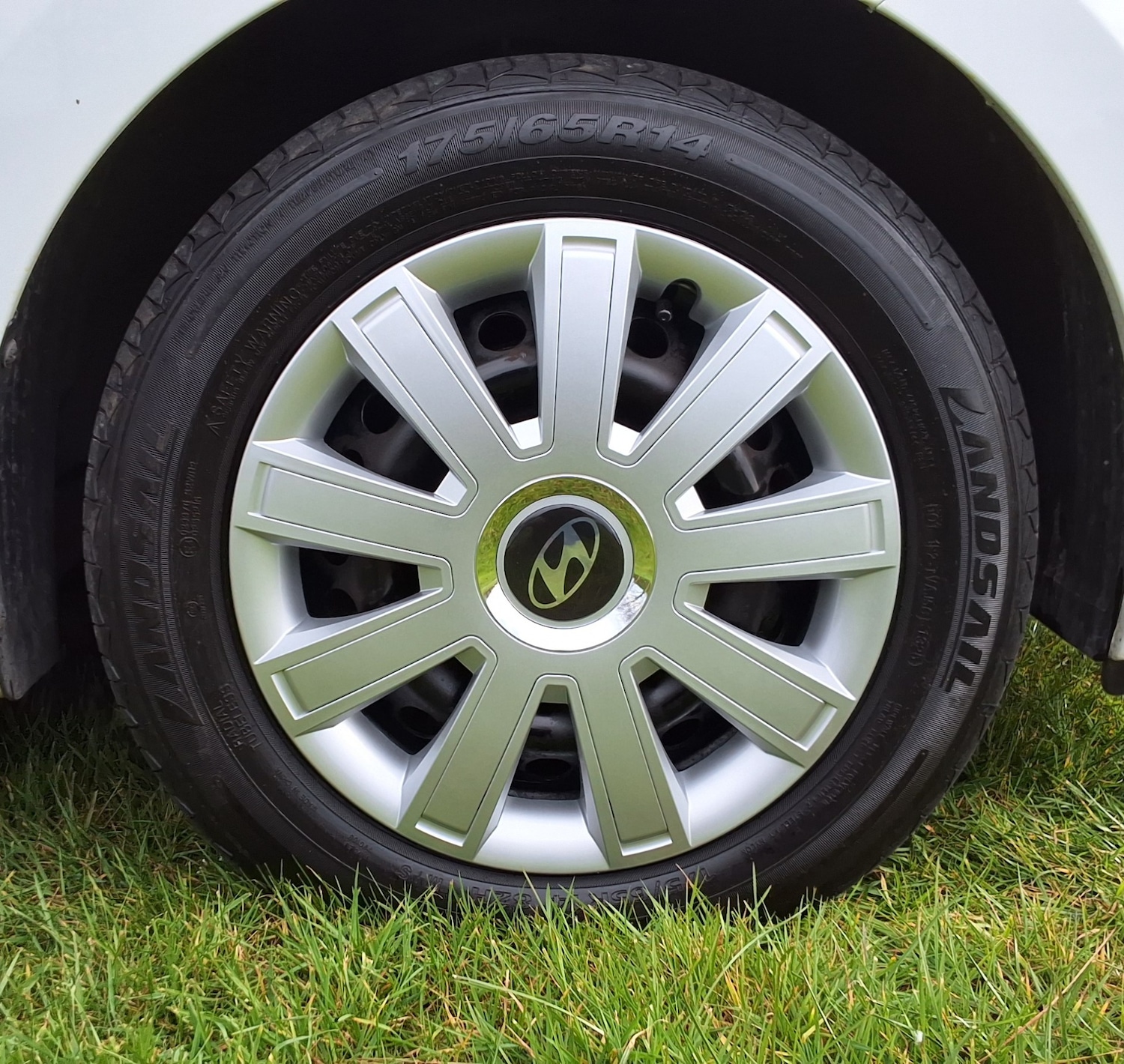 Used Hyundai i10 2014 for sale - 78155521: Photo 23