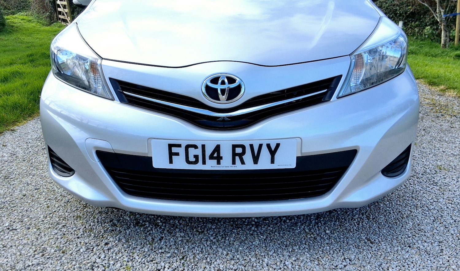 Used Toyota Yaris 2014 for sale - 77916229: Photo 11