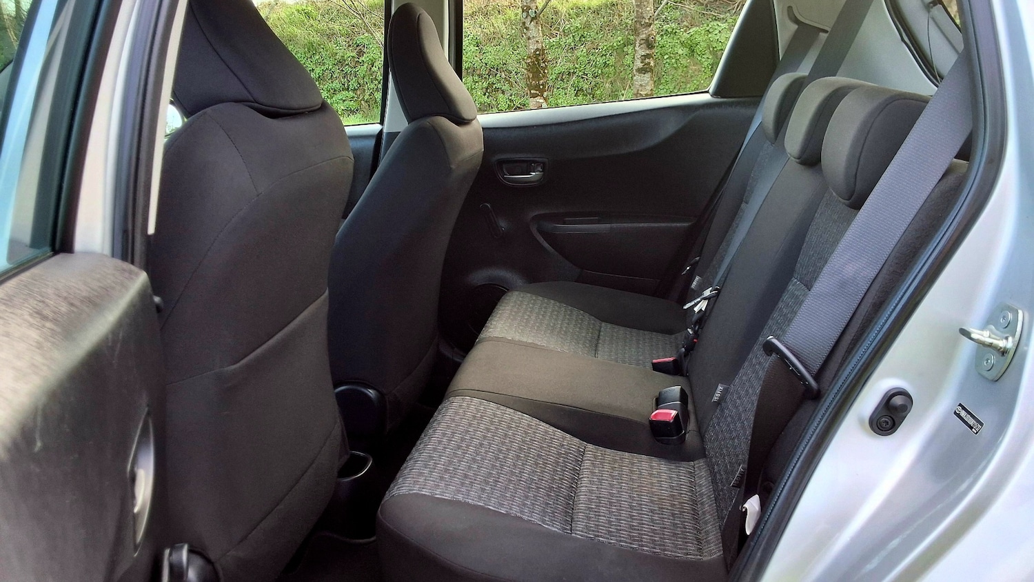 Used Toyota Yaris 2014 for sale - 77916229: Photo 26