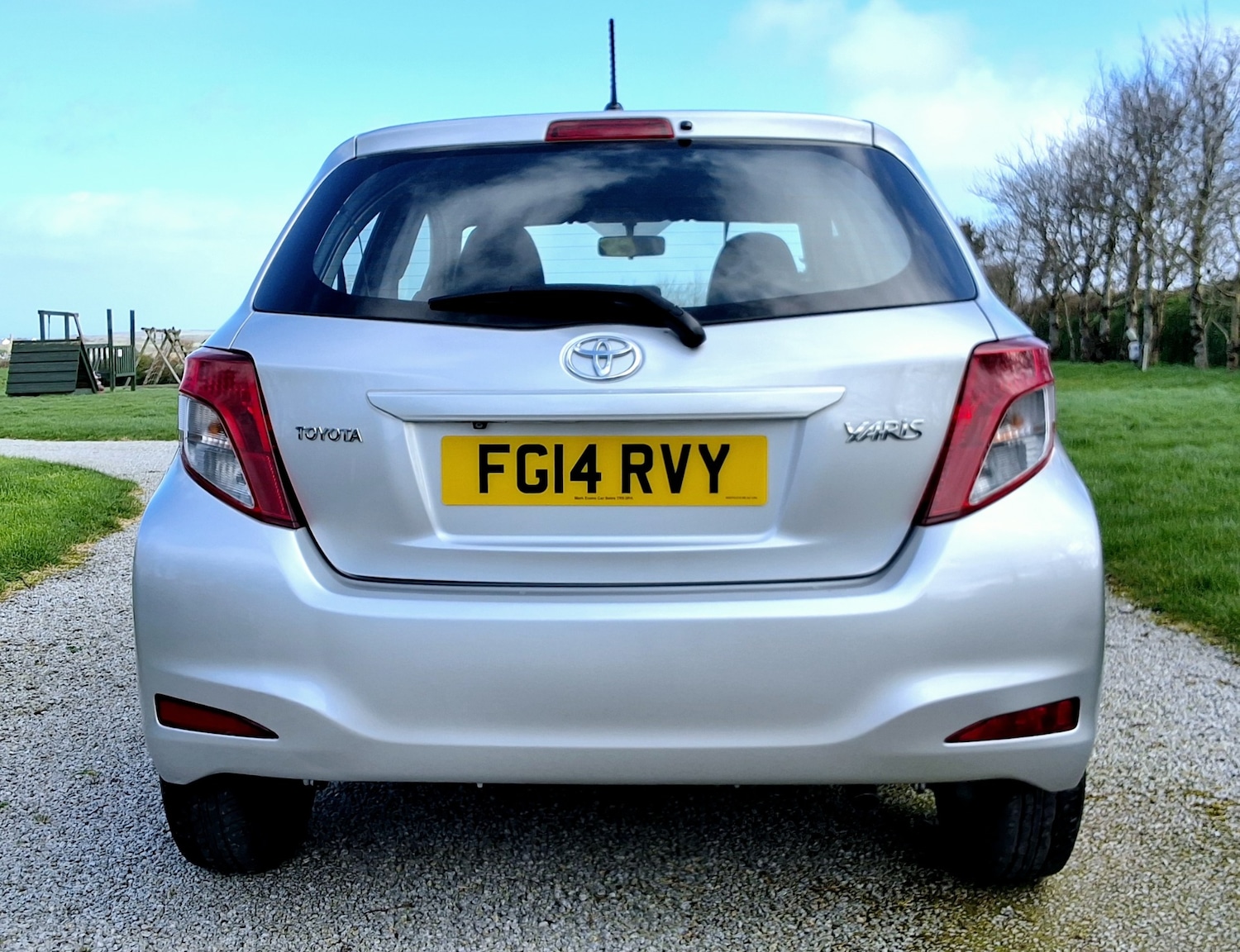 Used Toyota Yaris 2014 for sale - 77916229: Photo 7