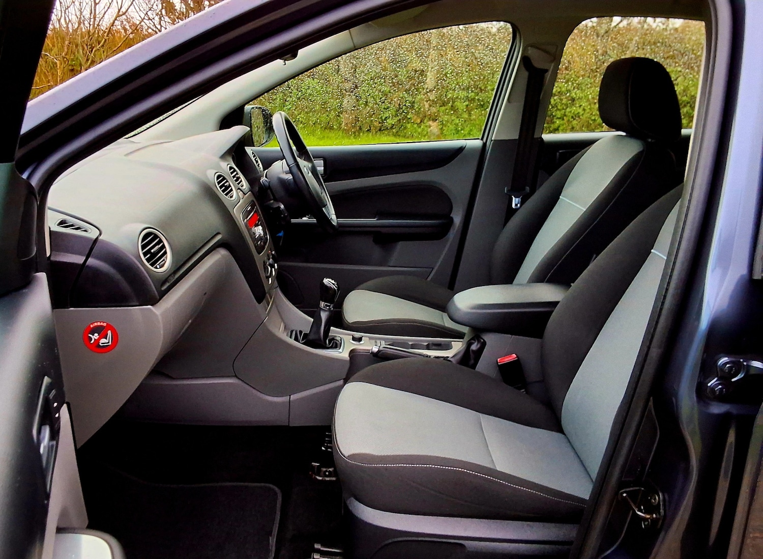 Used Ford Focus 2010 for sale - 76830448: Photo 18