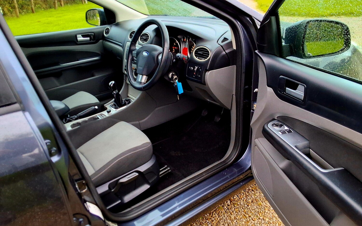 Used Ford Focus 2010 for sale - 76830448: Photo 20