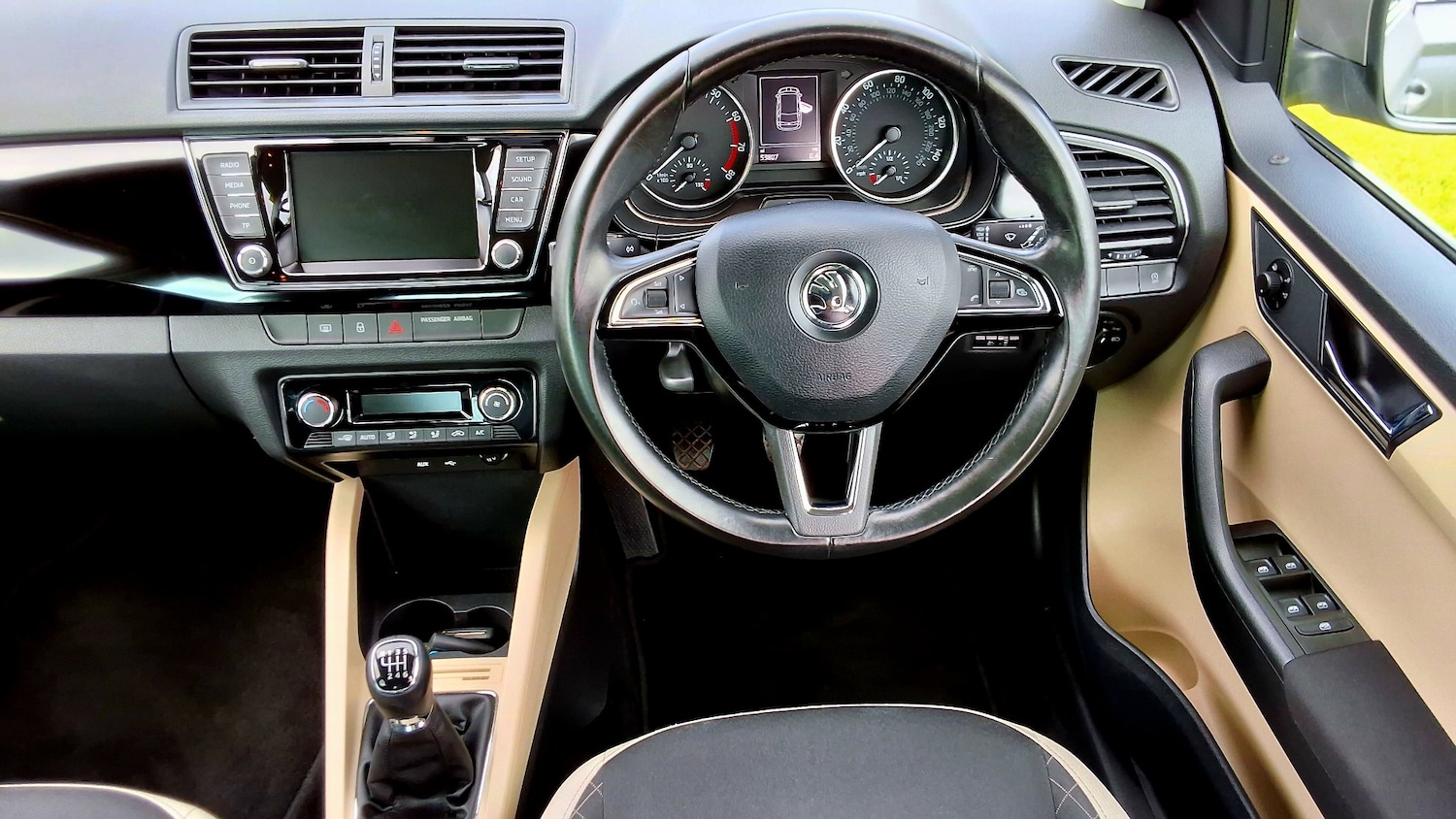 Used Skoda Fabia 2015 for sale - 76693643: Photo 17