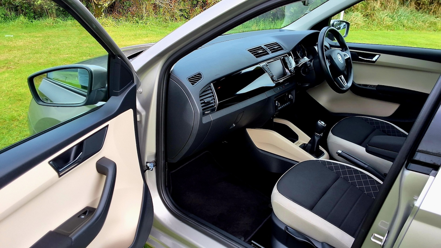 Used Skoda Fabia 2015 for sale - 76693643: Photo 23