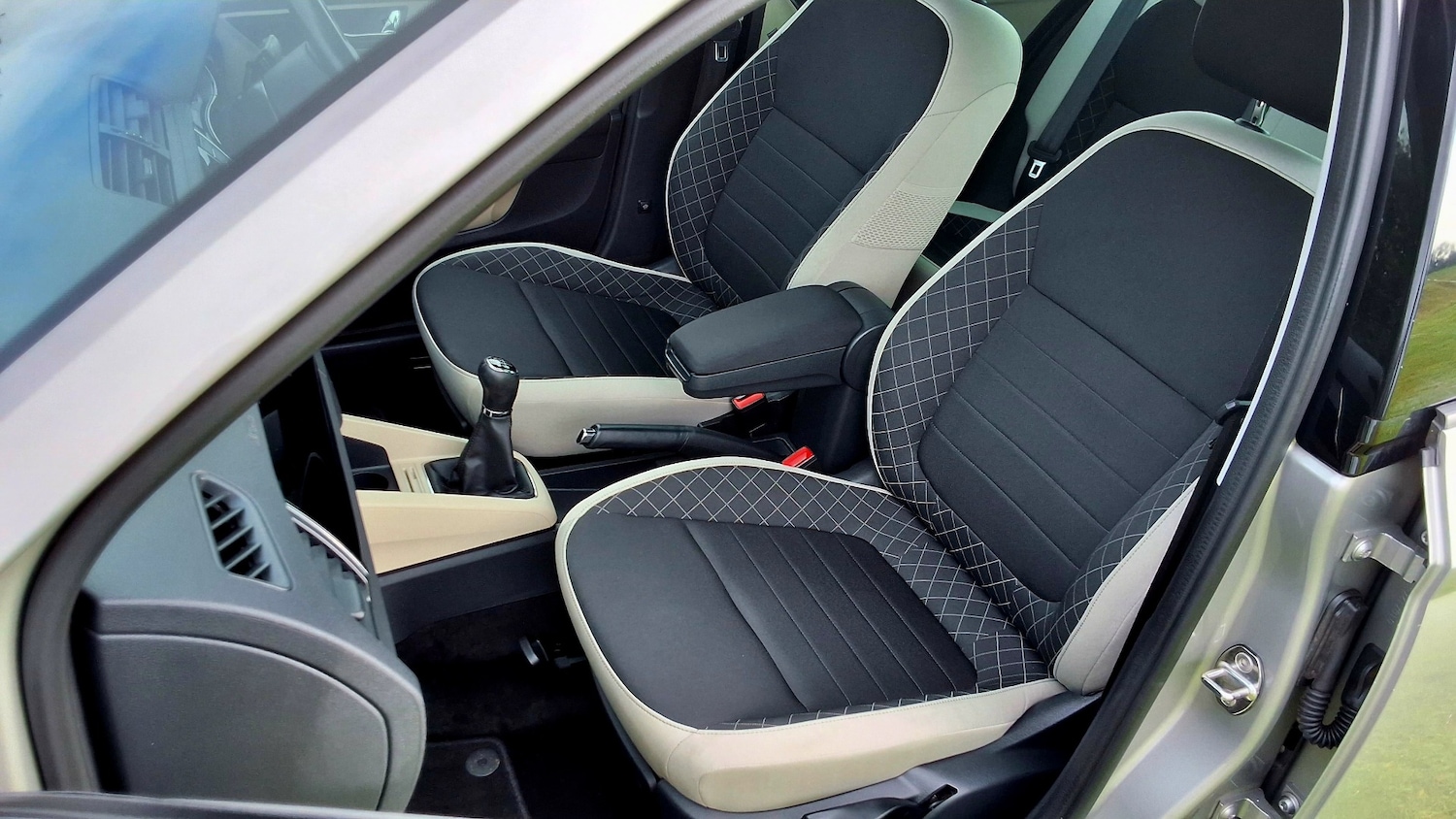 Used Skoda Fabia 2015 for sale - 76693643: Photo 25