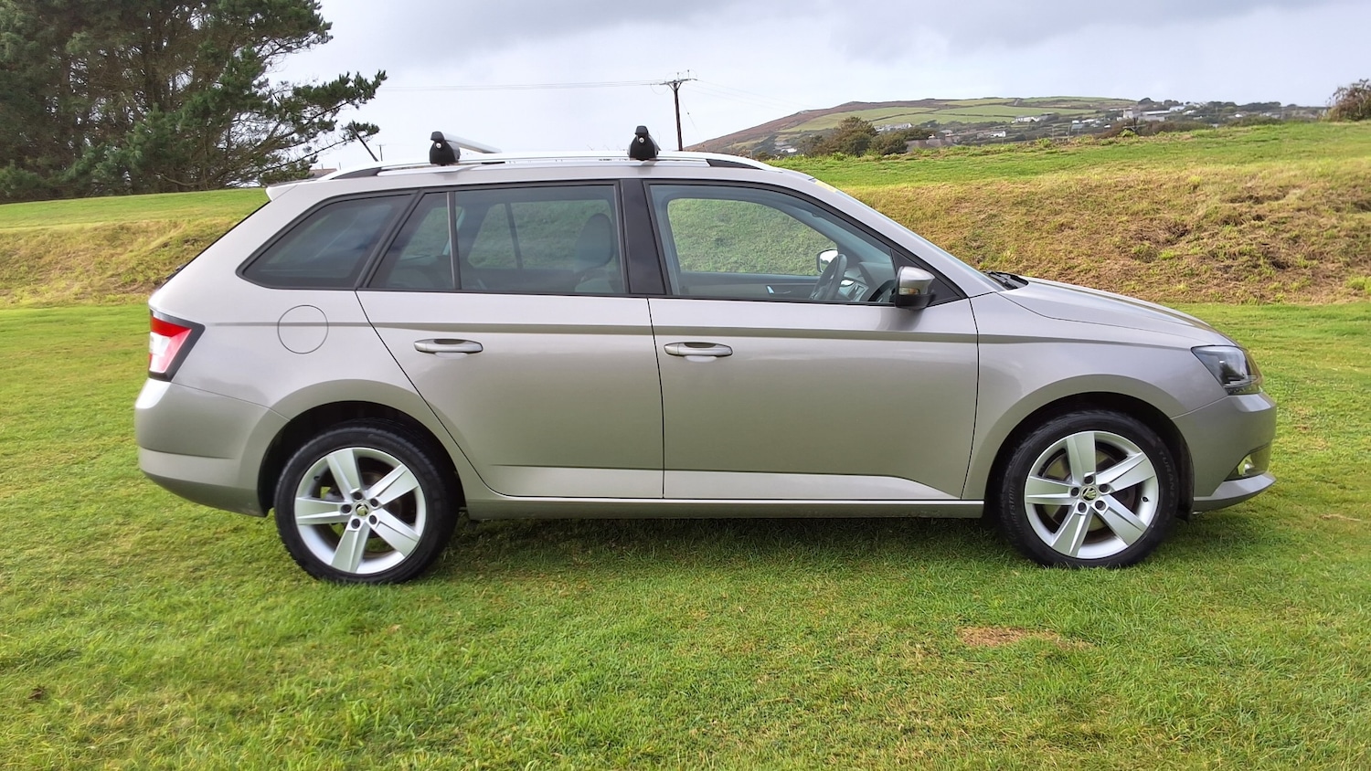 Used Skoda Fabia 2015 for sale - 76693643: Photo 4