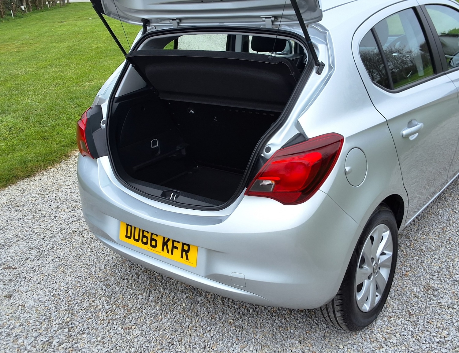 Used Vauxhall Corsa 2016 for sale - 78098357: Photo 8