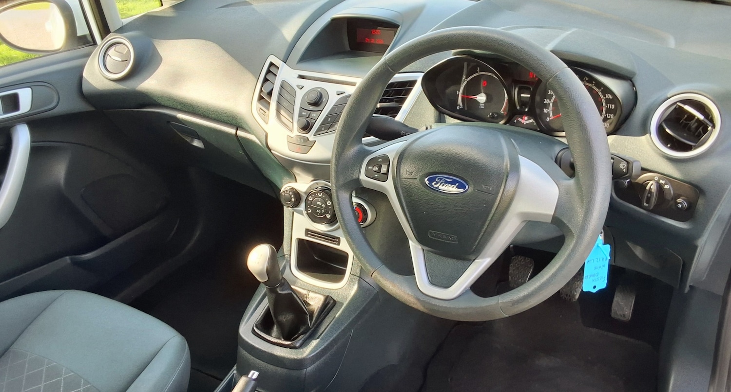 Used Ford Fiesta 2012 for sale - 77663736: Photo 15
