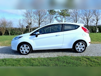 Used Ford Fiesta 2012 for sale - 77663736: Photo