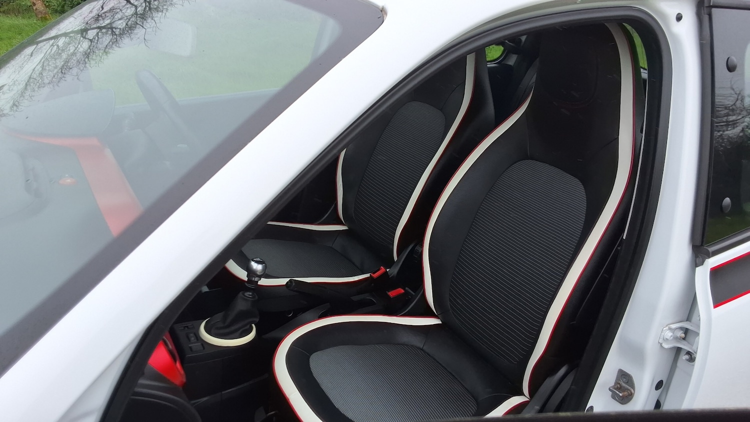 Used Renault Twingo 2015 for sale - 77851218: Photo 25