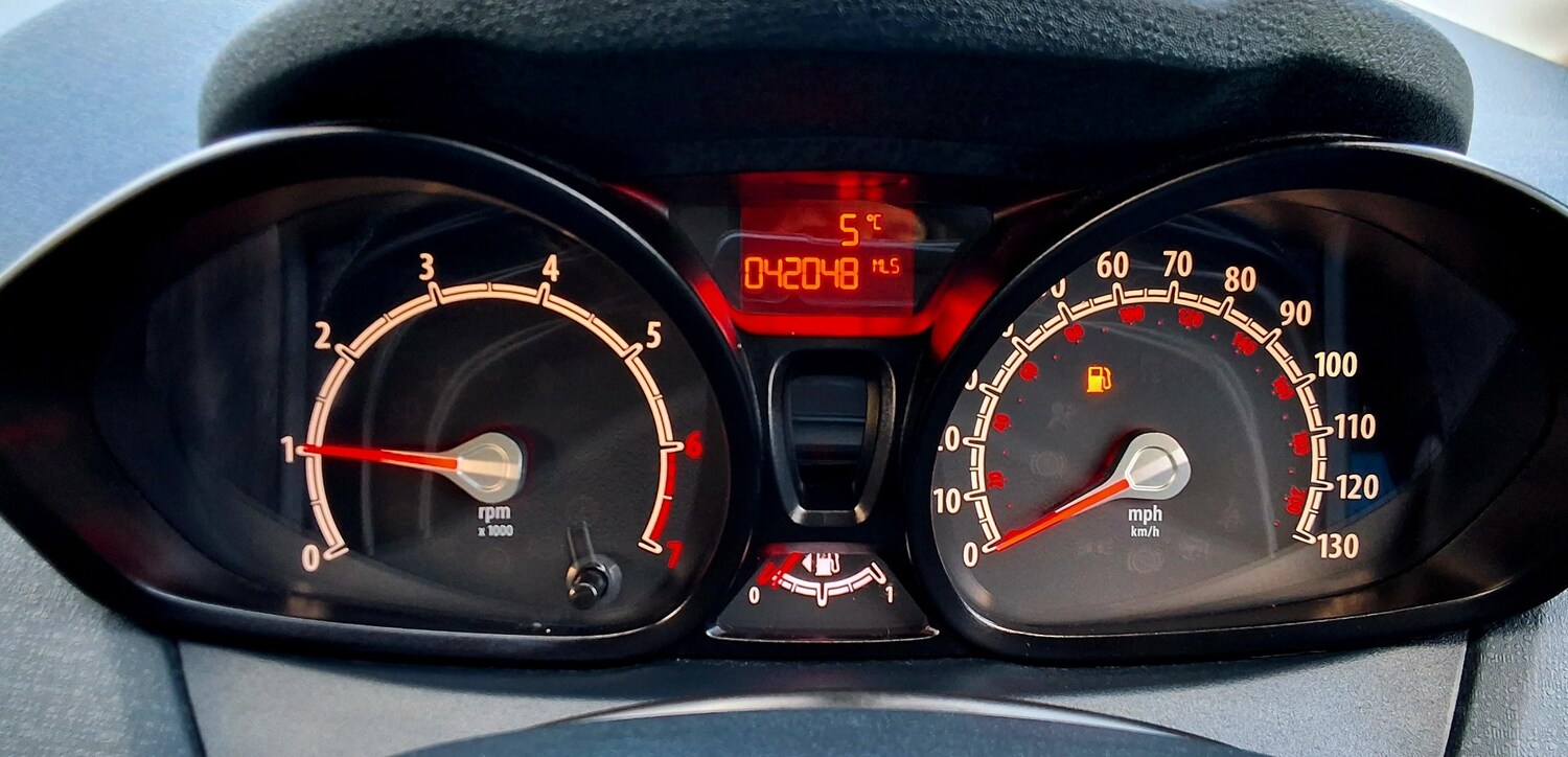 Used Ford Fiesta 2012 for sale - 76626784: Photo 14