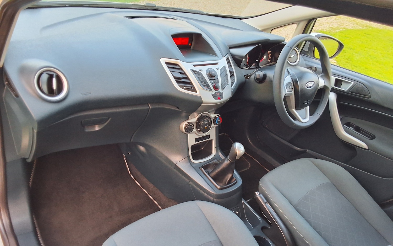 Used Ford Fiesta 2012 for sale - 76626784: Photo 19