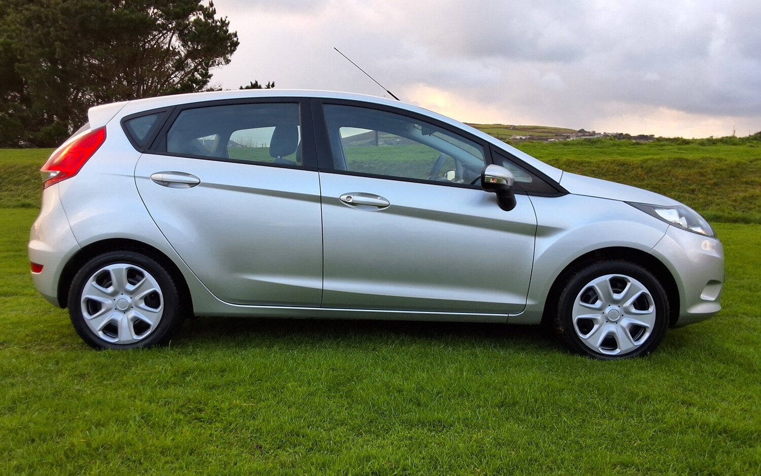 Used Ford Fiesta 2012 for sale - 76626784: Photo 4