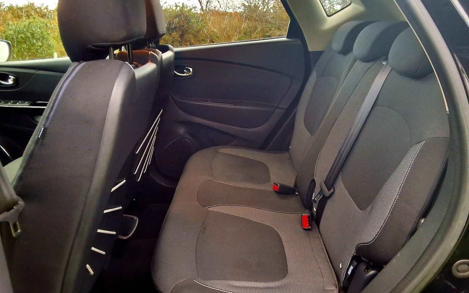 Used Renault Captur 2016 for sale - 76440000: Photo 24