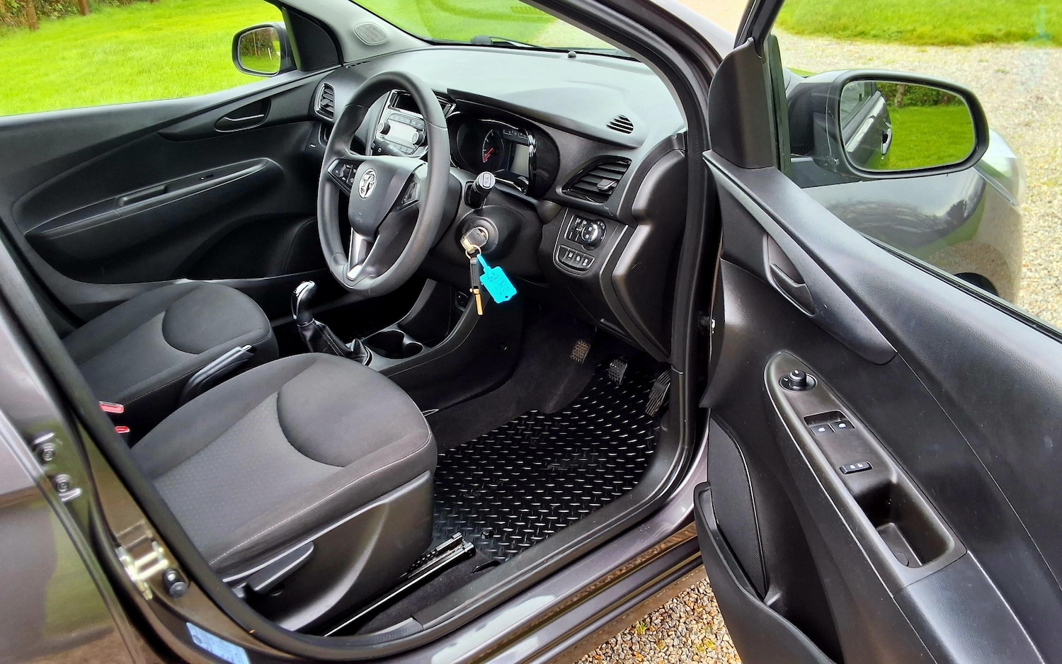 Used Vauxhall Viva 2016 for sale - 77047870: Photo 14