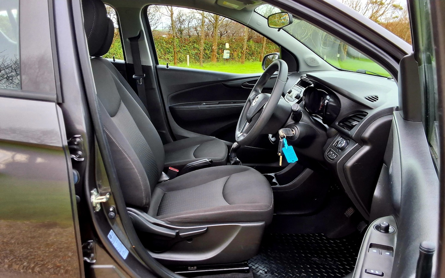 Used Vauxhall Viva 2016 for sale - 77047870: Photo 15