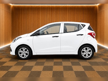 Used Hyundai i10 2015 for sale - 79523053: Photo