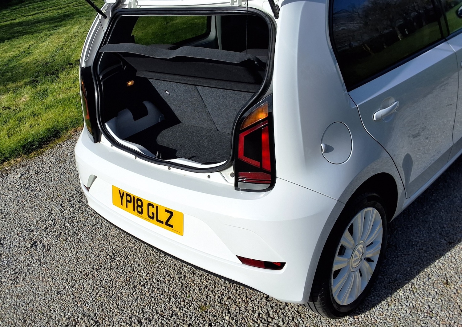 Used Volkswagen up! 2018 for sale - 77836741: Photo 7