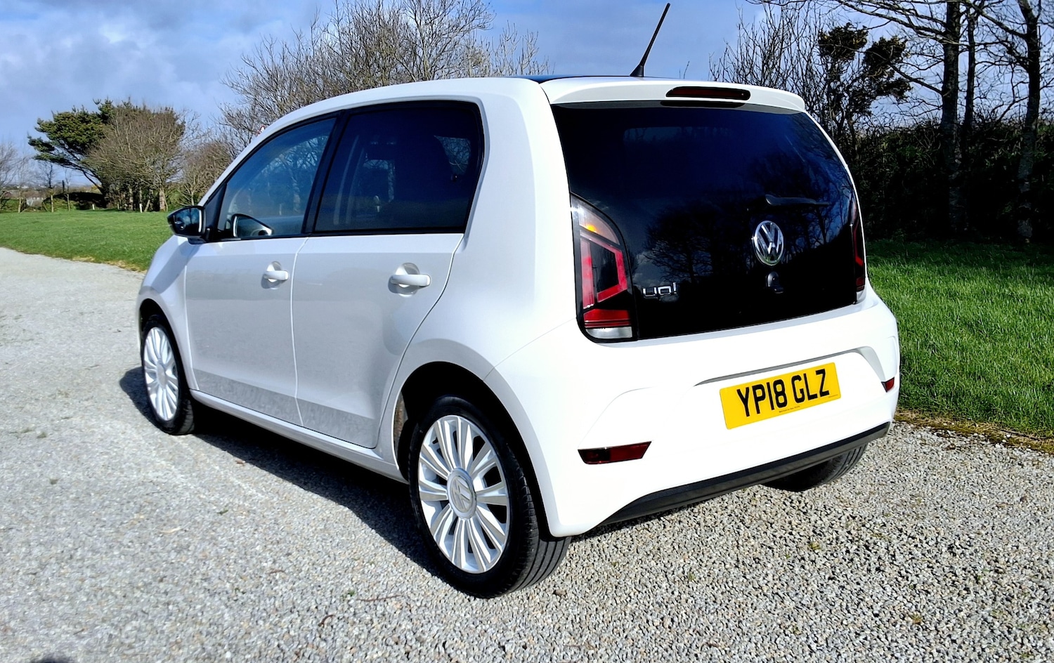 Used Volkswagen up! 2018 for sale - 77836741: Photo 8