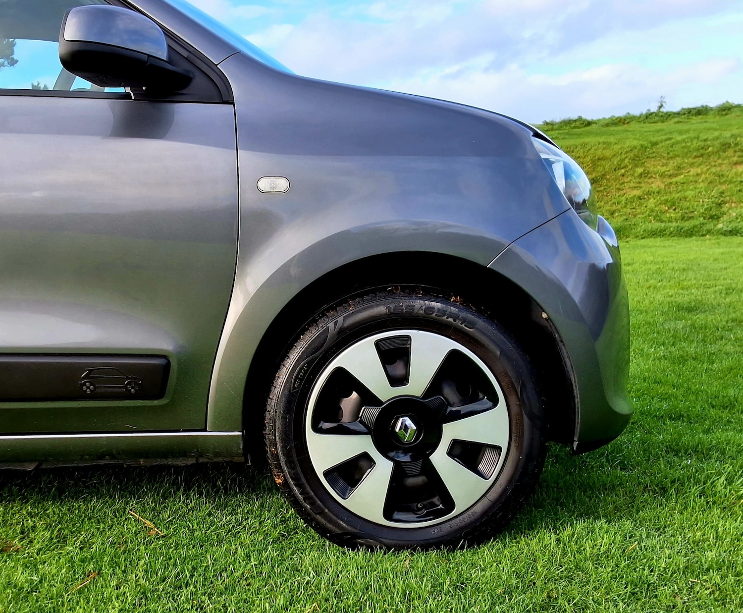 Used Renault Twingo 2018 for sale - 76490891: Photo 12