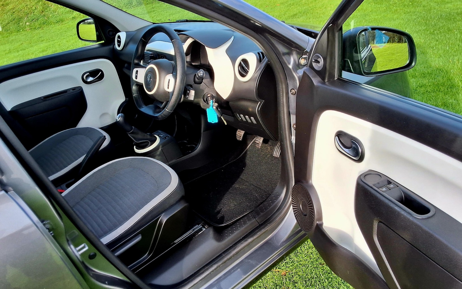 Used Renault Twingo 2018 for sale - 76490891: Photo 16