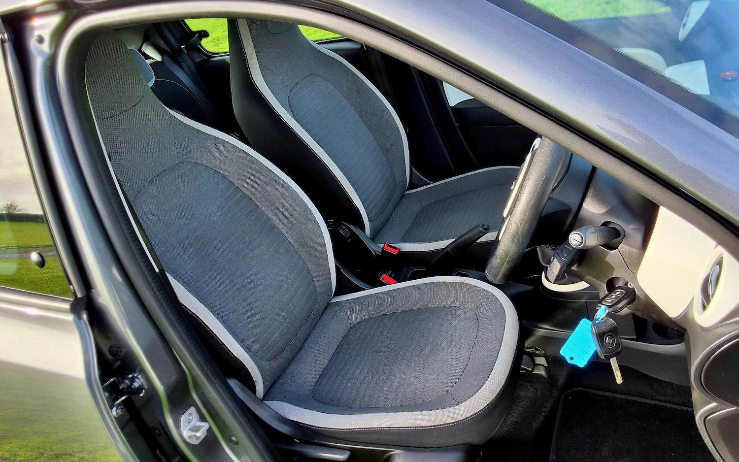 Used Renault Twingo 2018 for sale - 76490891: Photo 18