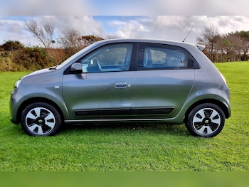 Used Renault Twingo 2018 for sale - 76490891: Photo