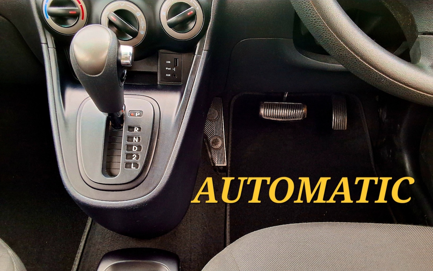 Used Hyundai i10 2013 for sale - 77063460: Photo 2