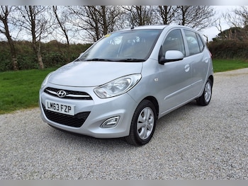 Used Hyundai i10 2013 for sale - 77063460: Photo