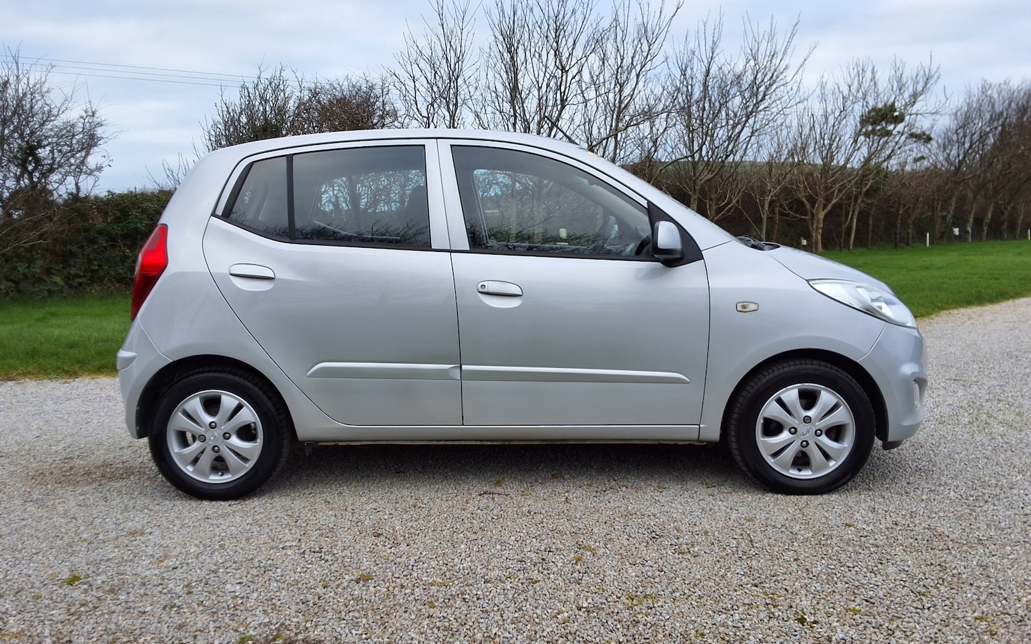 Used Hyundai i10 2013 for sale - 77063460: Photo 5