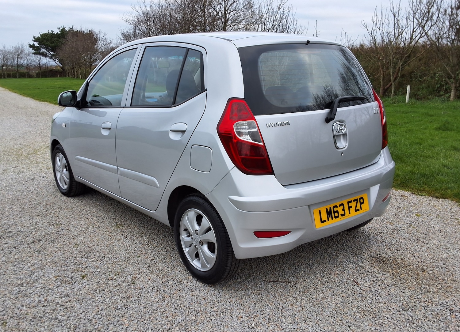 Used Hyundai i10 2013 for sale - 77063460: Photo 9